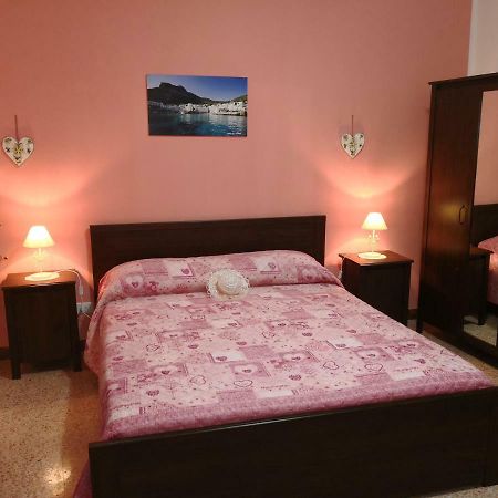 Isole Egadi Bed and Breakfast Τράπανι Εξωτερικό φωτογραφία